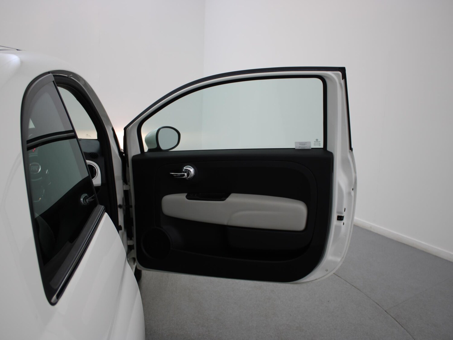 Used Fiat 500 2021 for sale - 76692289: Photo 32