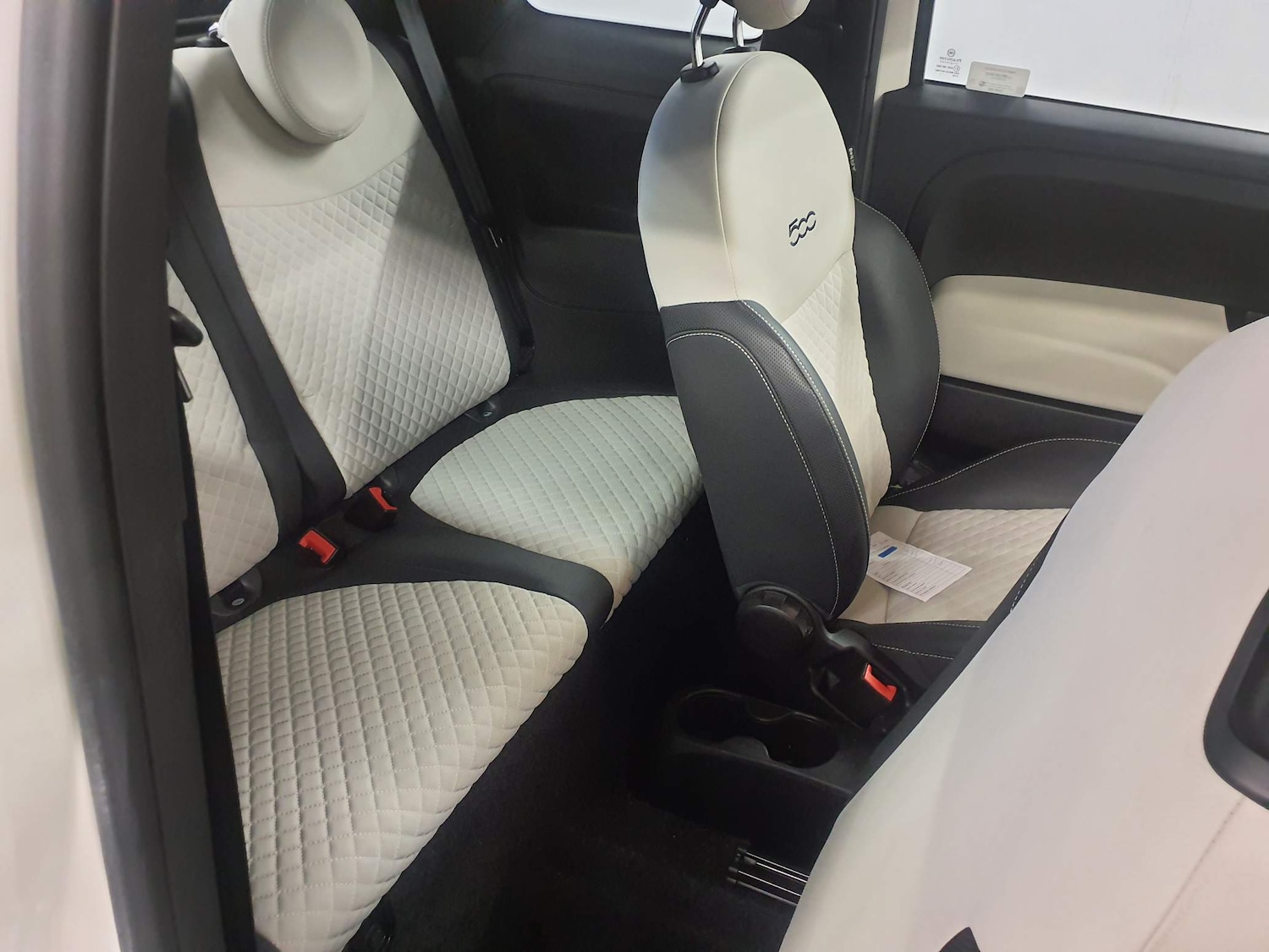 Used Fiat 500 2021 for sale - 76692289: Photo 8