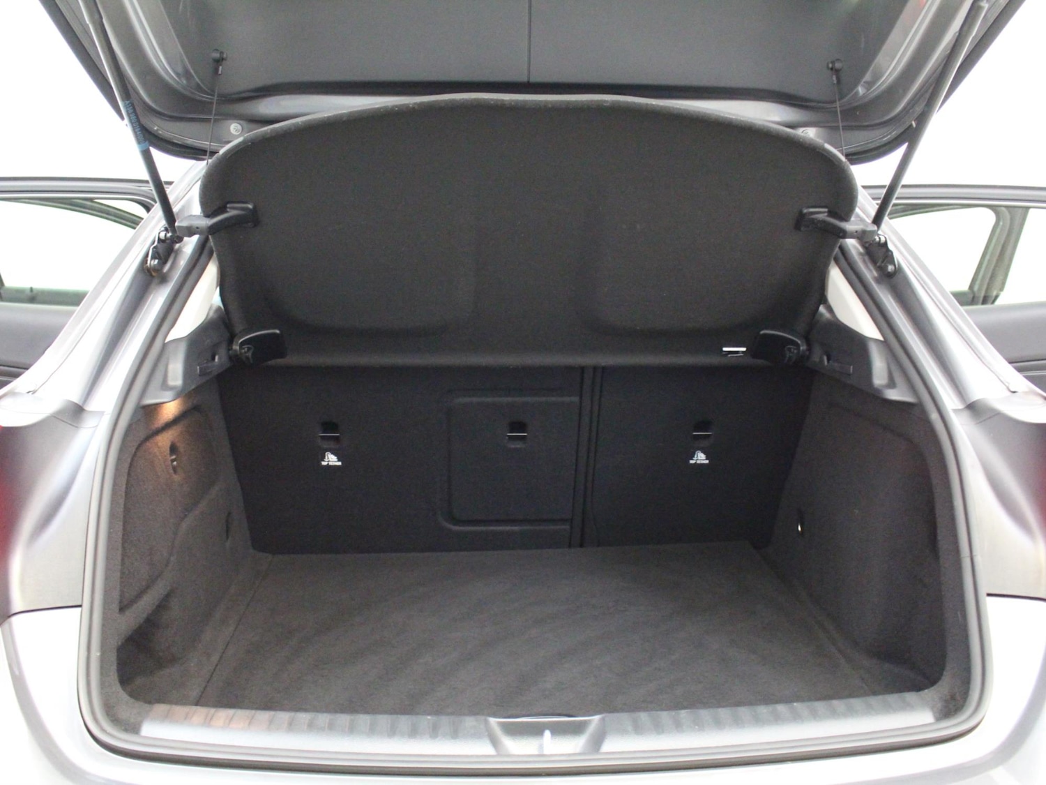 Used Mercedes-Benz GLA 2019 for sale - 76692355: Photo 36