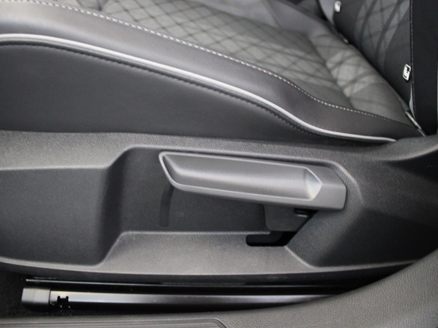 Used Volkswagen Golf 2021 for sale - 76502911: Photo 12