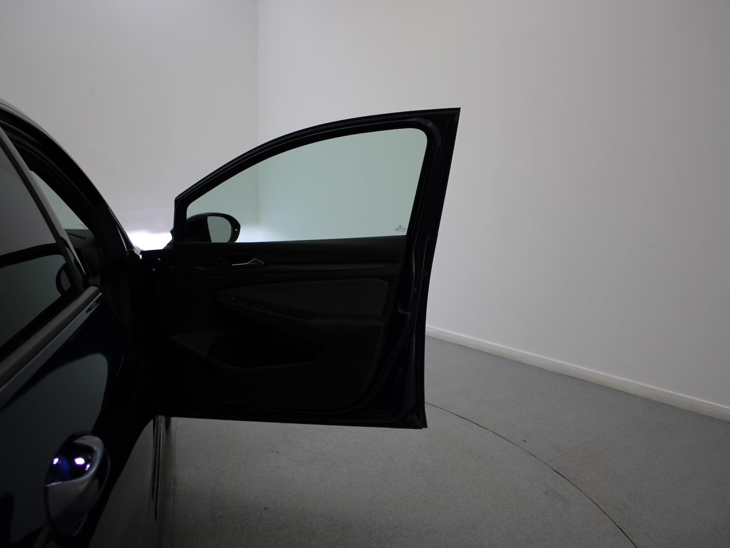 Used Volkswagen Golf 2021 for sale - 76502911: Photo 33