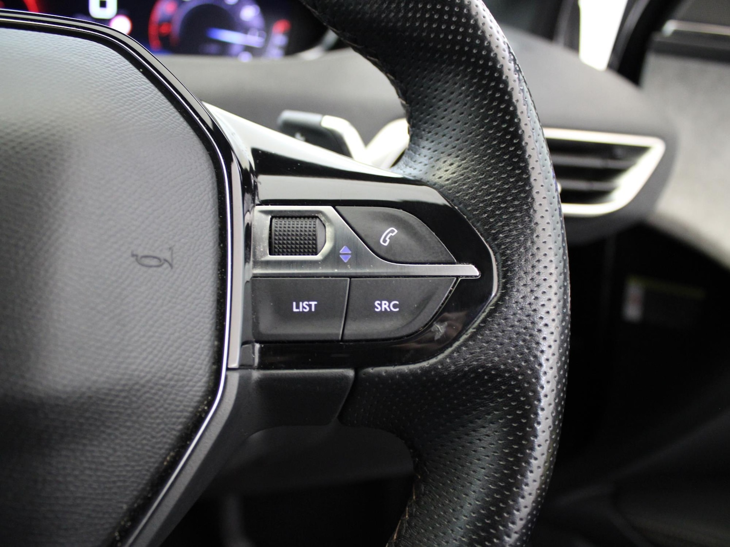 Used Peugeot 5008 2022 for sale - 76311081: Photo 32