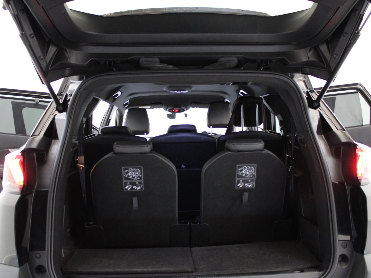 Used Peugeot 5008 2022 for sale - 76311081: Photo 38