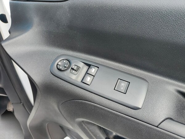 Used Vauxhall Combo 2022 for sale - 75043261: Photo 16