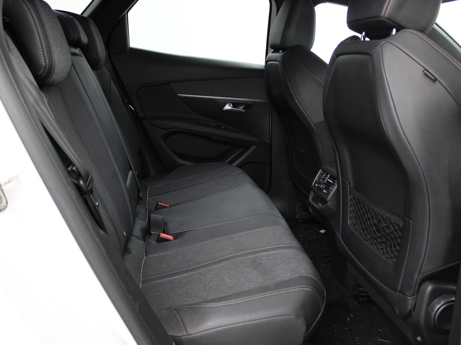 Used Peugeot 3008 2018 for sale - 76421482: Photo 11