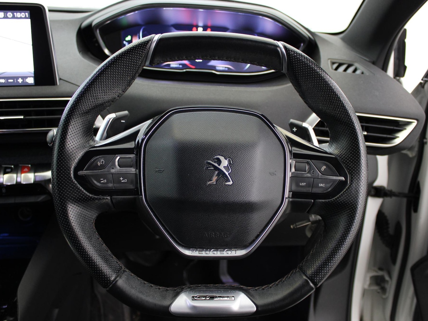 Used Peugeot 3008 2018 for sale - 76421482: Photo 22