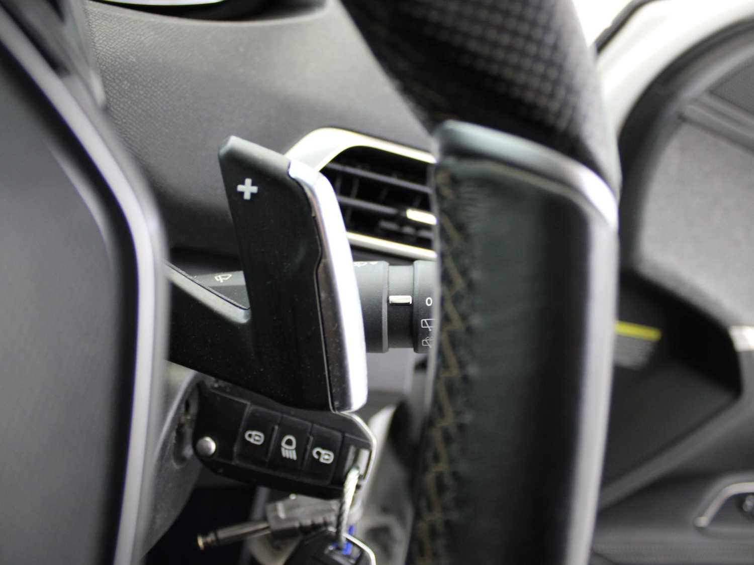 Used Peugeot 3008 2018 for sale - 76421482: Photo 26