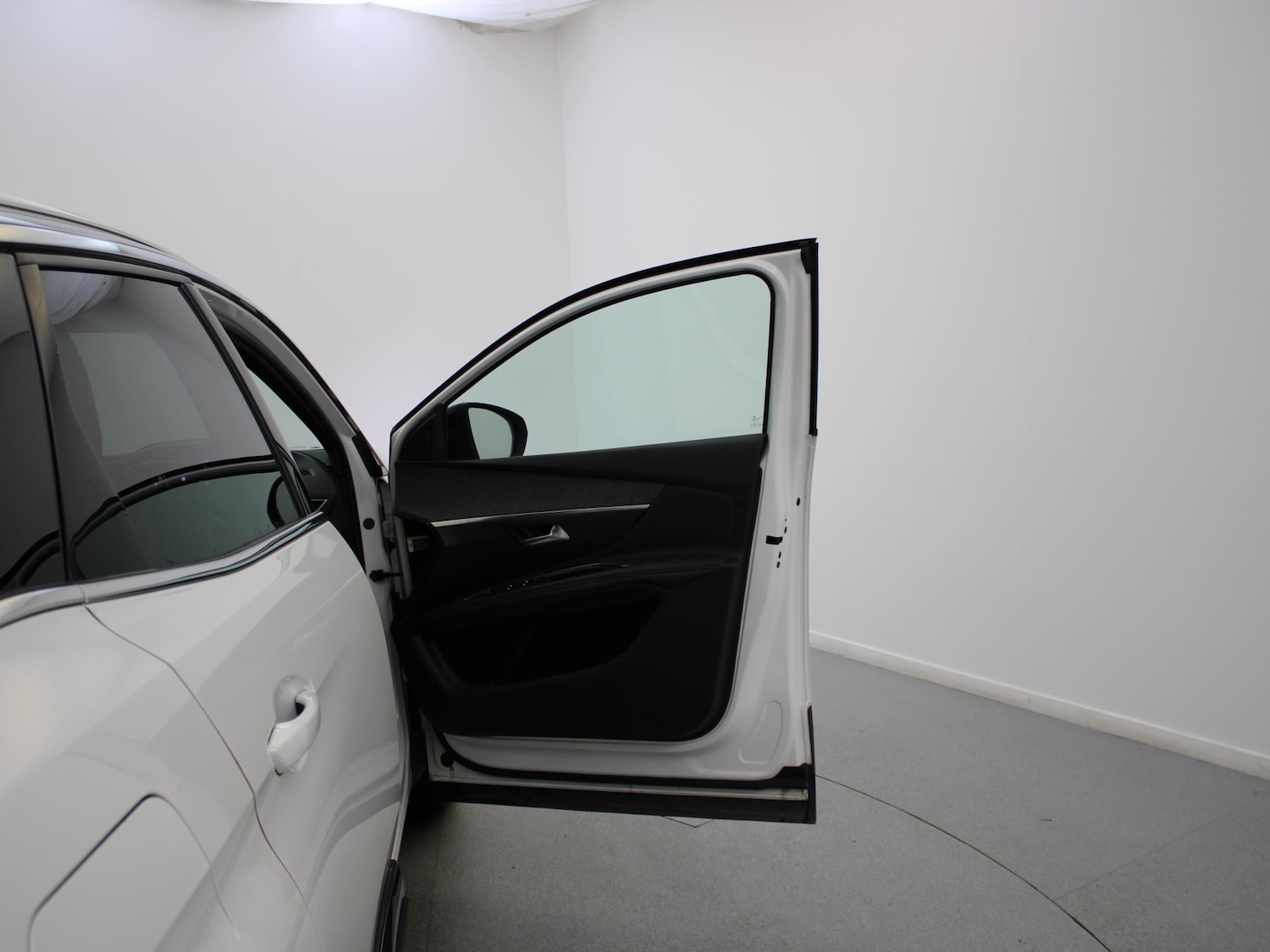 Used Peugeot 3008 2018 for sale - 76421482: Photo 27