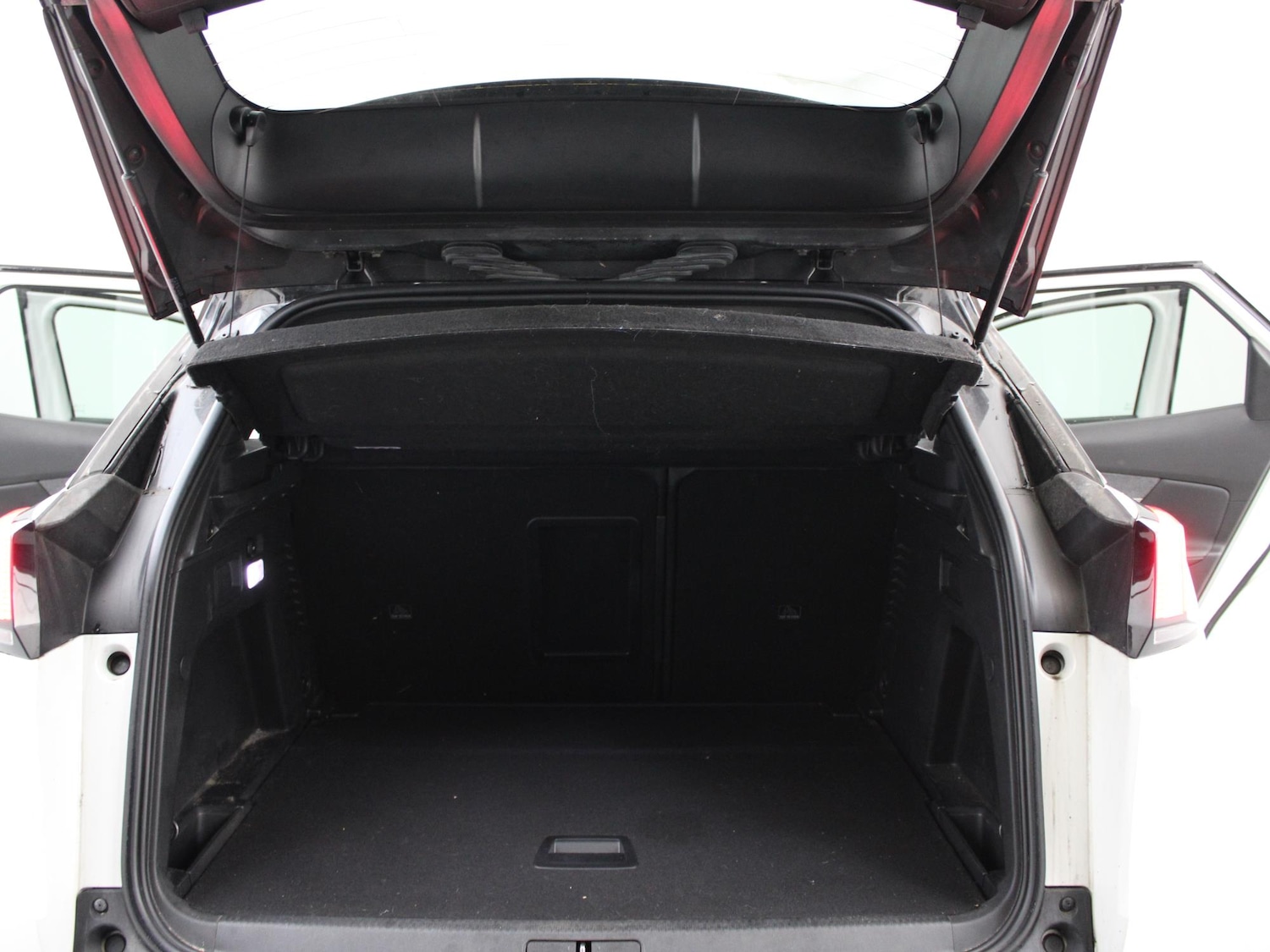 Used Peugeot 3008 2018 for sale - 76421482: Photo 28