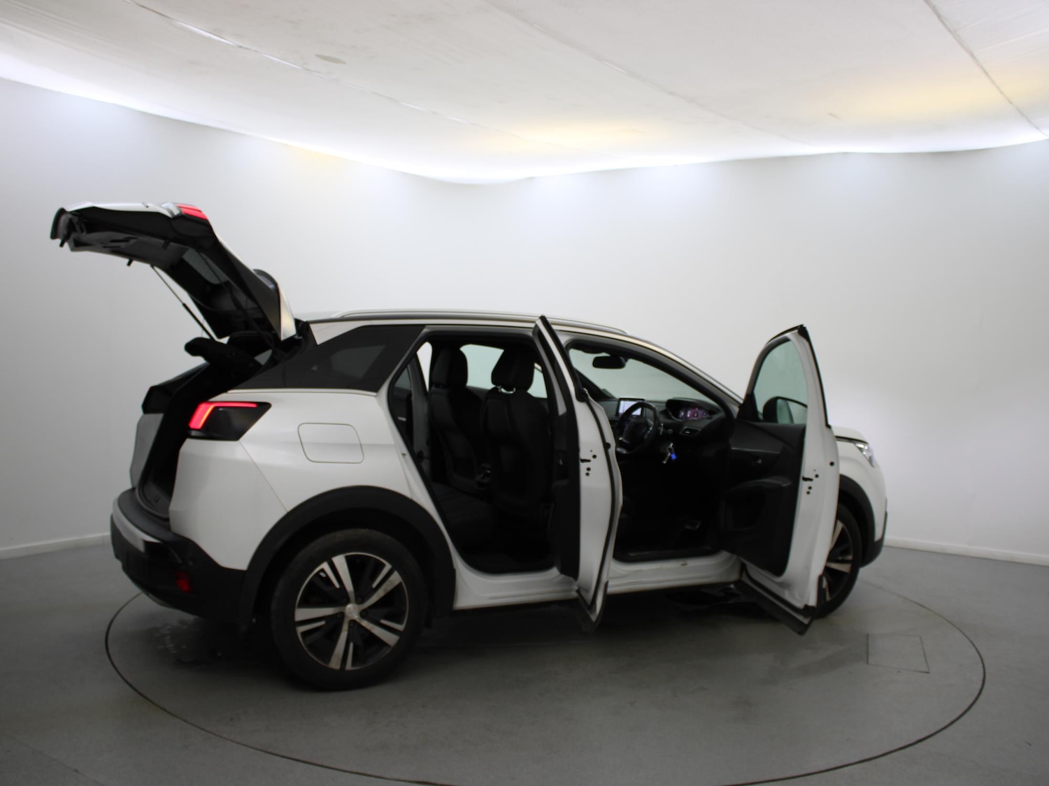 Used Peugeot 3008 2018 for sale - 76421482: Photo 29