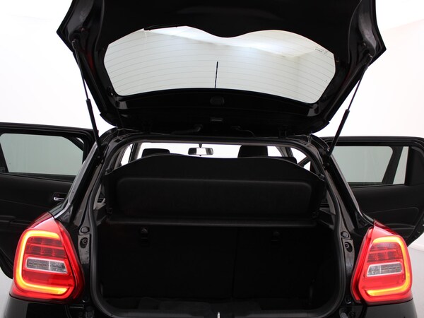 Used Suzuki Swift 2021 for sale - 75541743: Photo 33