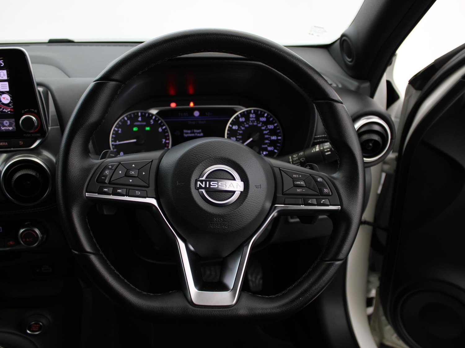 Used Nissan Juke 2022 for sale - 76300208: Photo 27