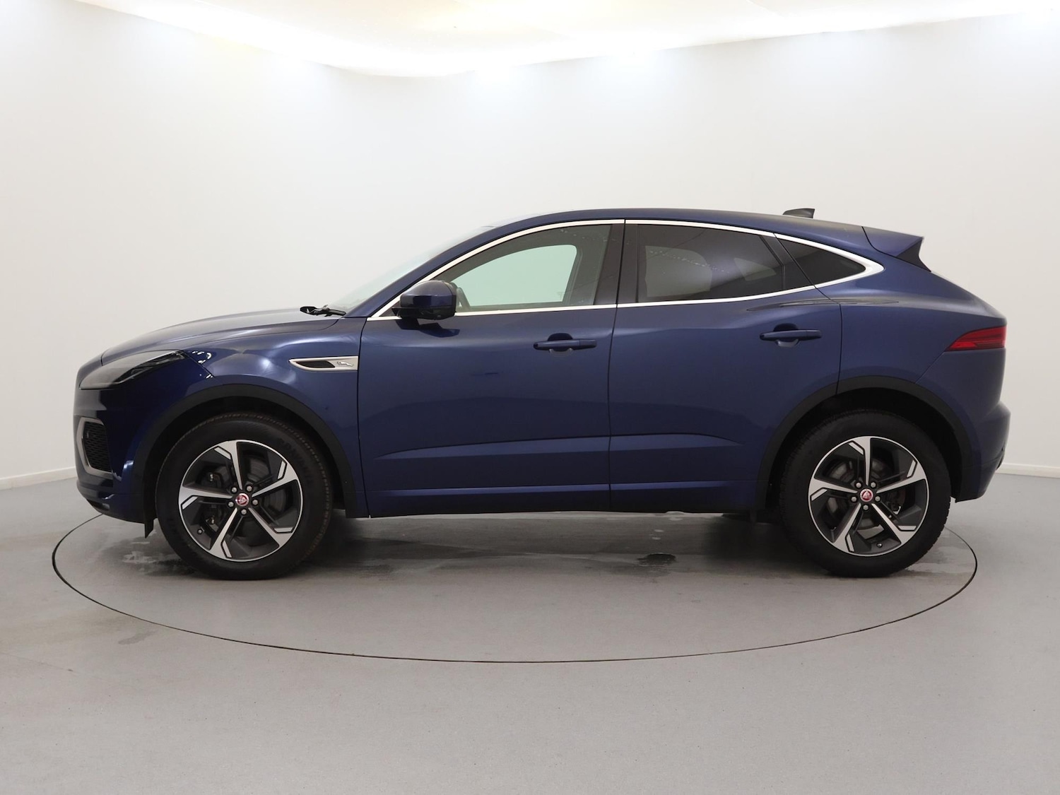Used Jaguar E-Pace 2021 for sale - 76128287: Photo 4