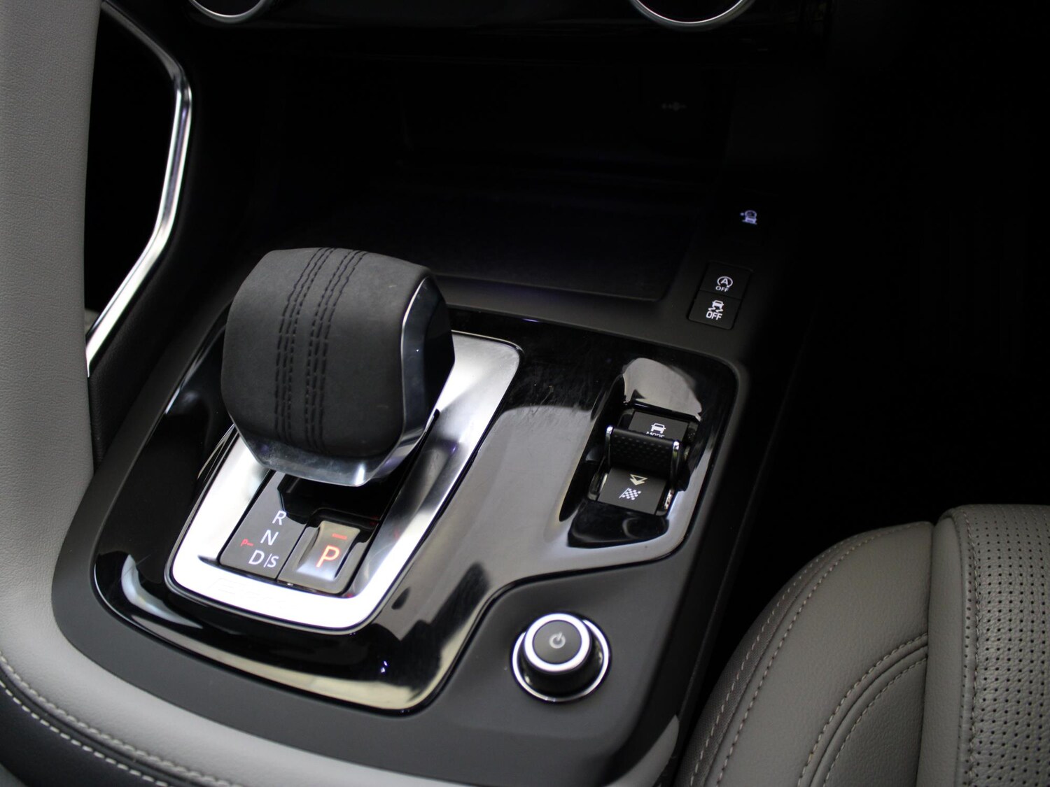 Used Jaguar E-Pace 2021 for sale - 76128287: Photo 44