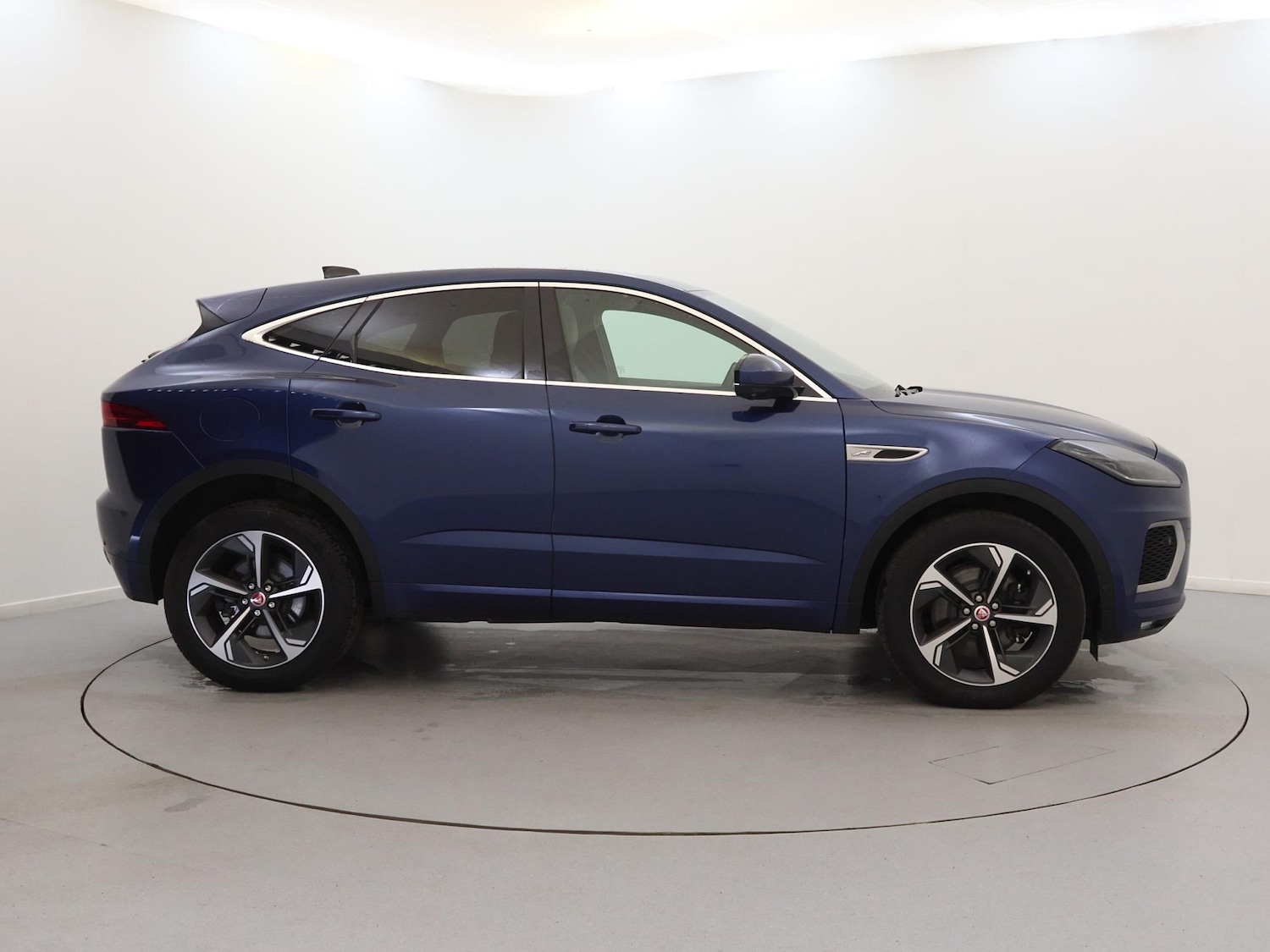Used Jaguar E-Pace 2021 for sale - 76128287: Photo 8