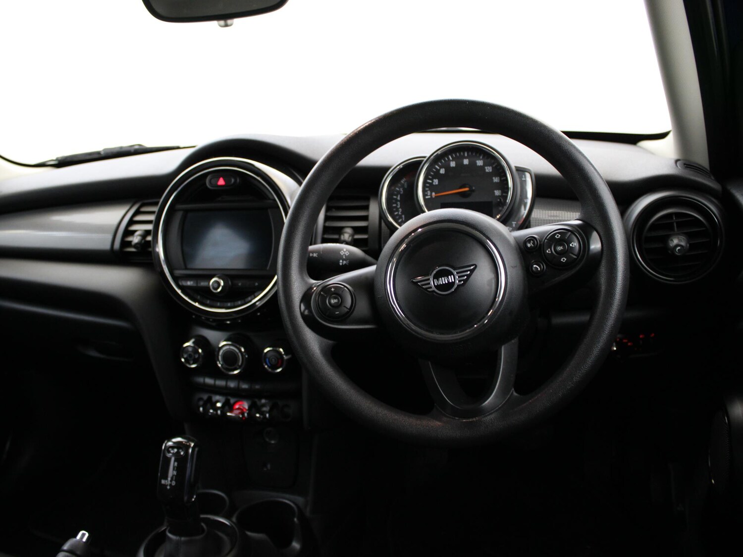 Used MINI Hatch 2019 for sale - 77500756: Photo 16