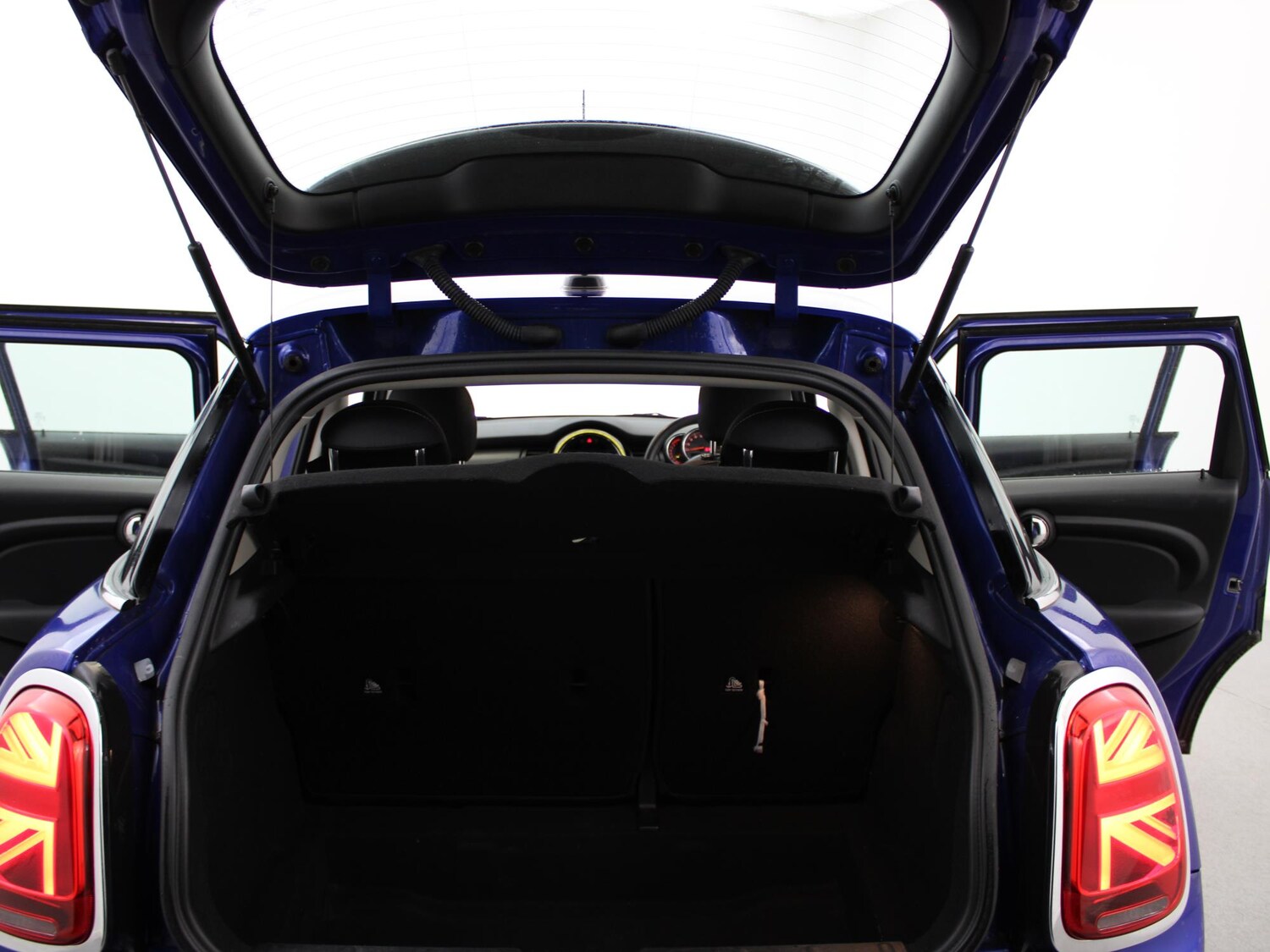 Used MINI Hatch 2019 for sale - 77500756: Photo 38