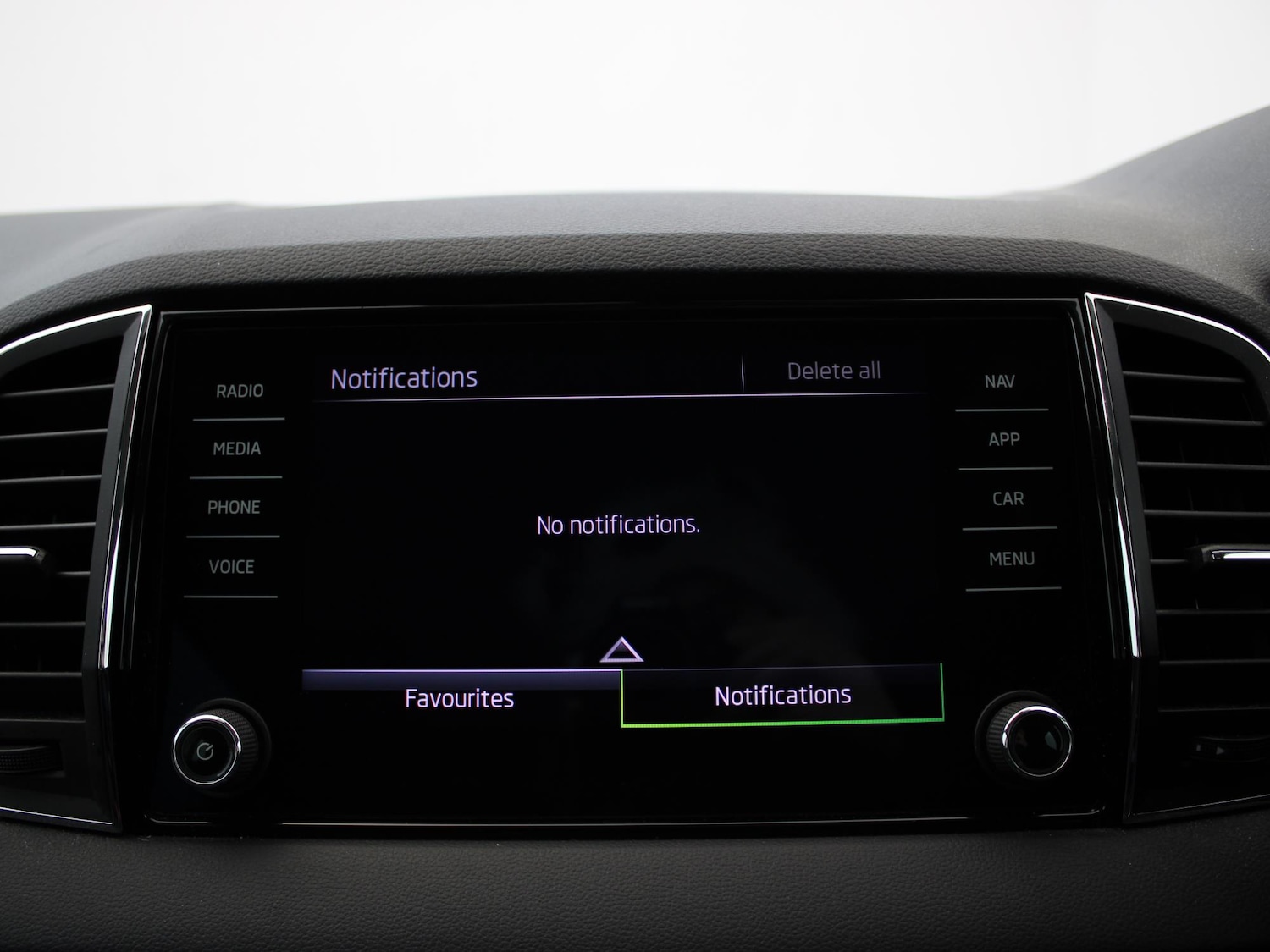 Used Skoda Karoq 2021 for sale - 77601691: Photo 24