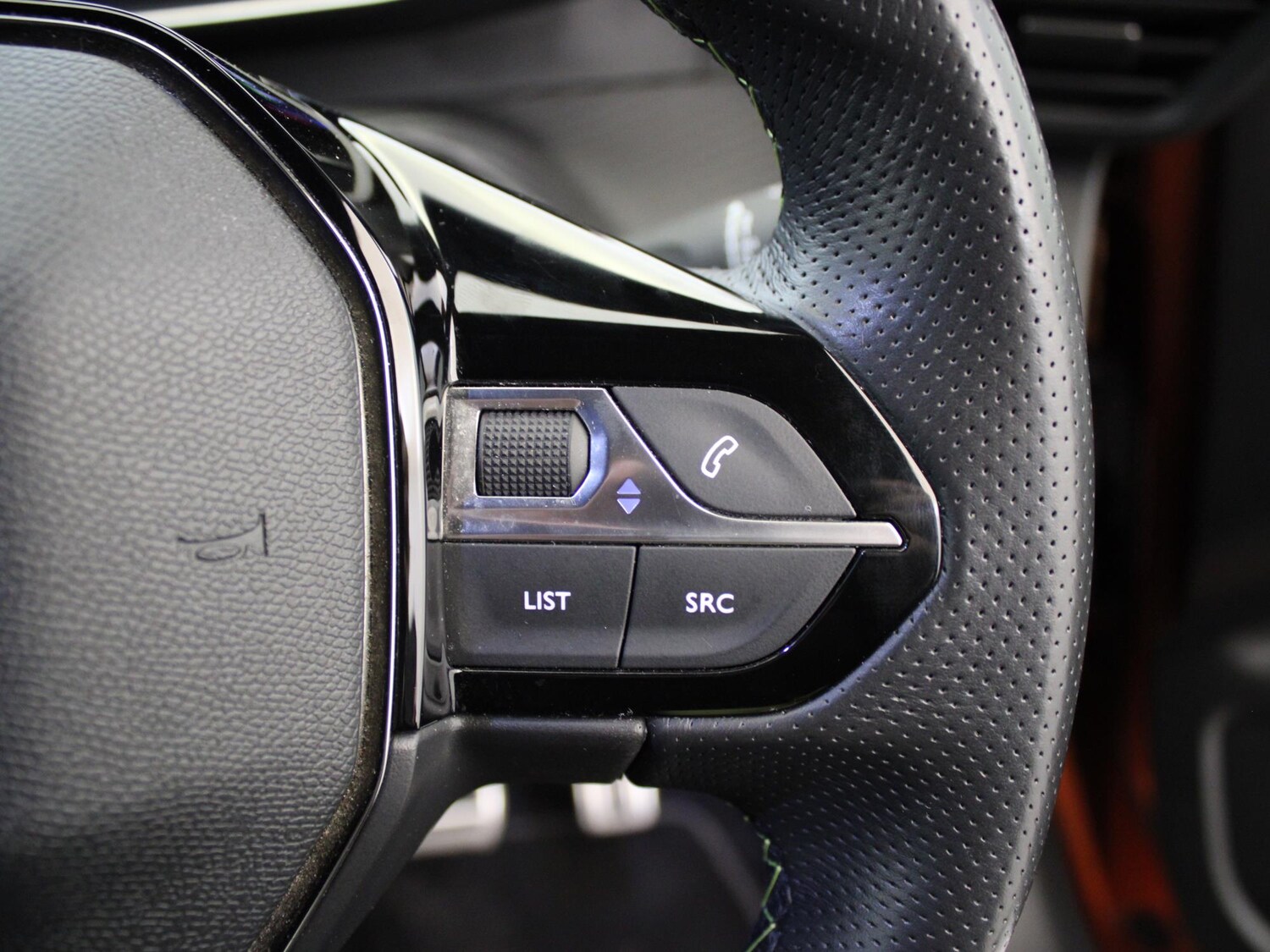 Used Peugeot 2008 2022 for sale - 75863337: Photo 27