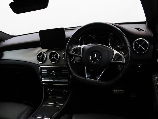 Used Mercedes-Benz GLA 2018 for sale - 76158012: Photo 16