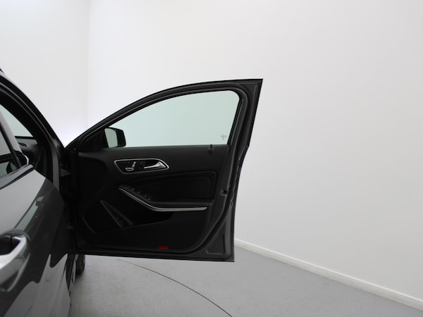Used Mercedes-Benz GLA 2018 for sale - 76158012: Photo 35