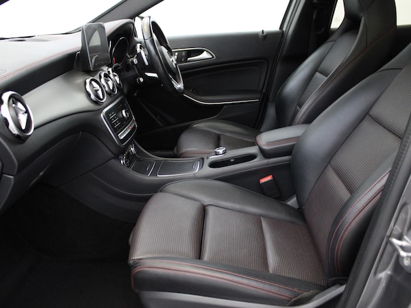Used Mercedes-Benz GLA 2018 for sale - 76158012: Photo 9