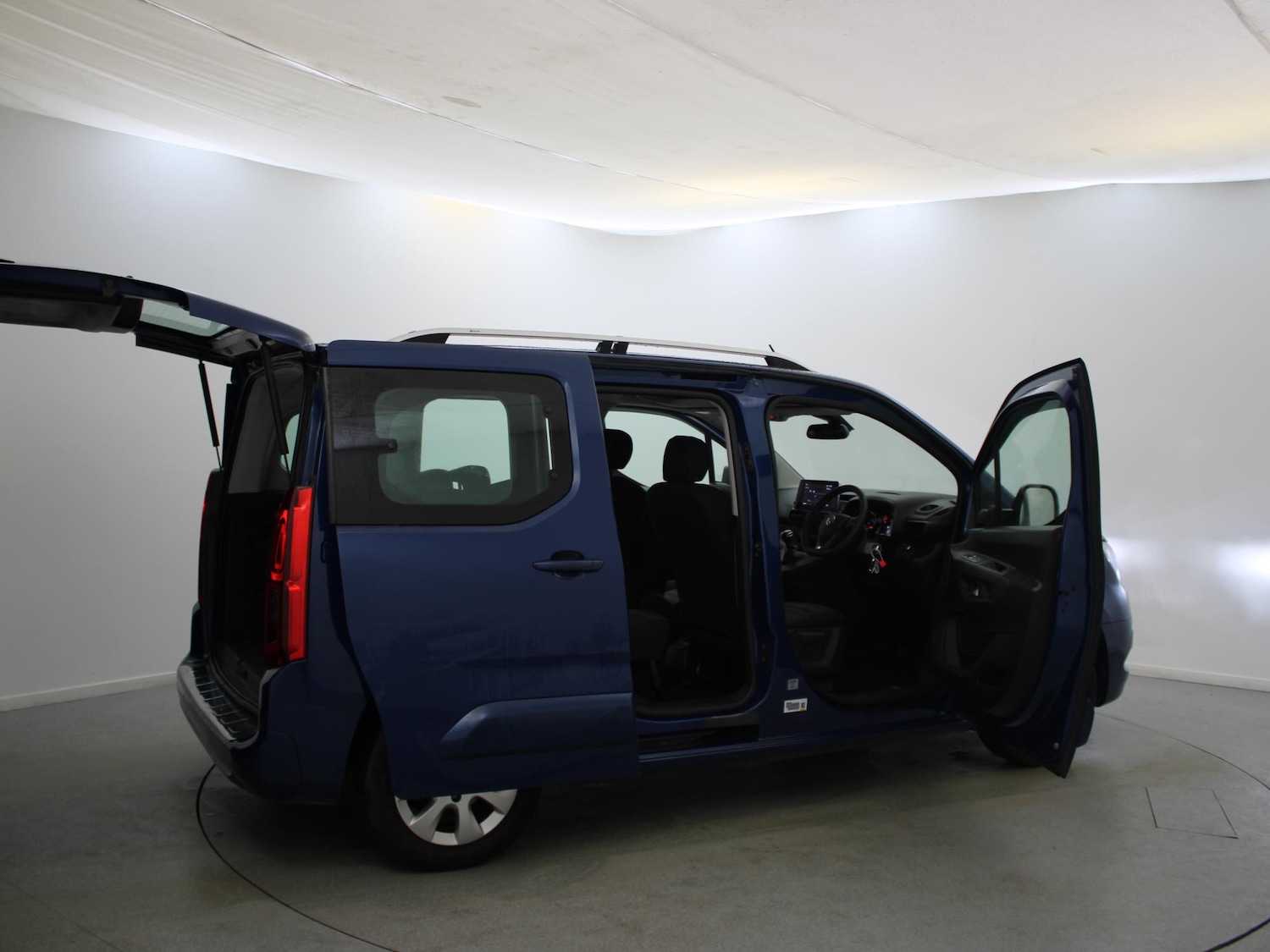 Used Vauxhall Combo Life 2020 for sale - 77635126: Photo 36