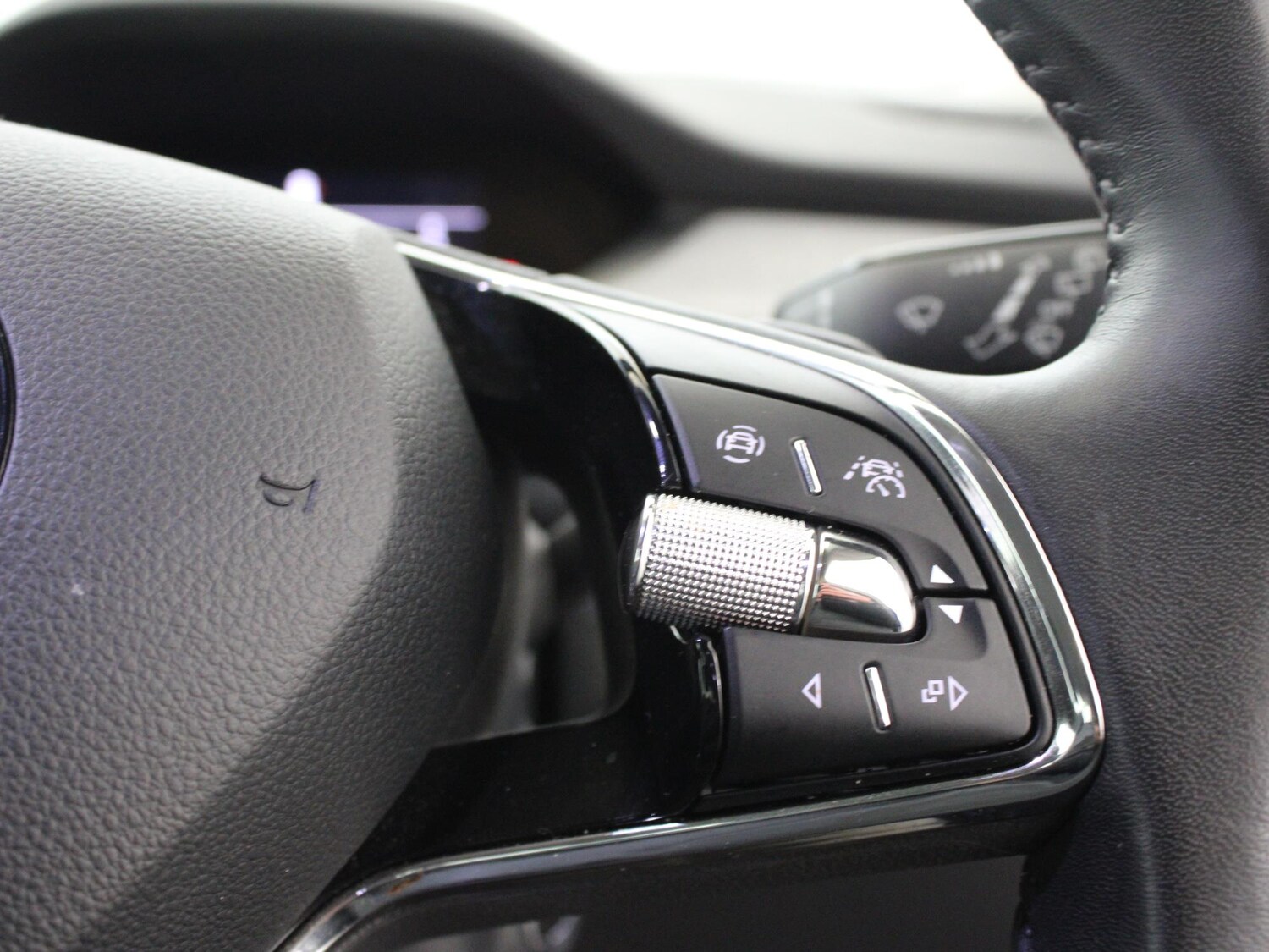 Used Skoda Enyaq 2021 for sale - 76553523: Photo 11