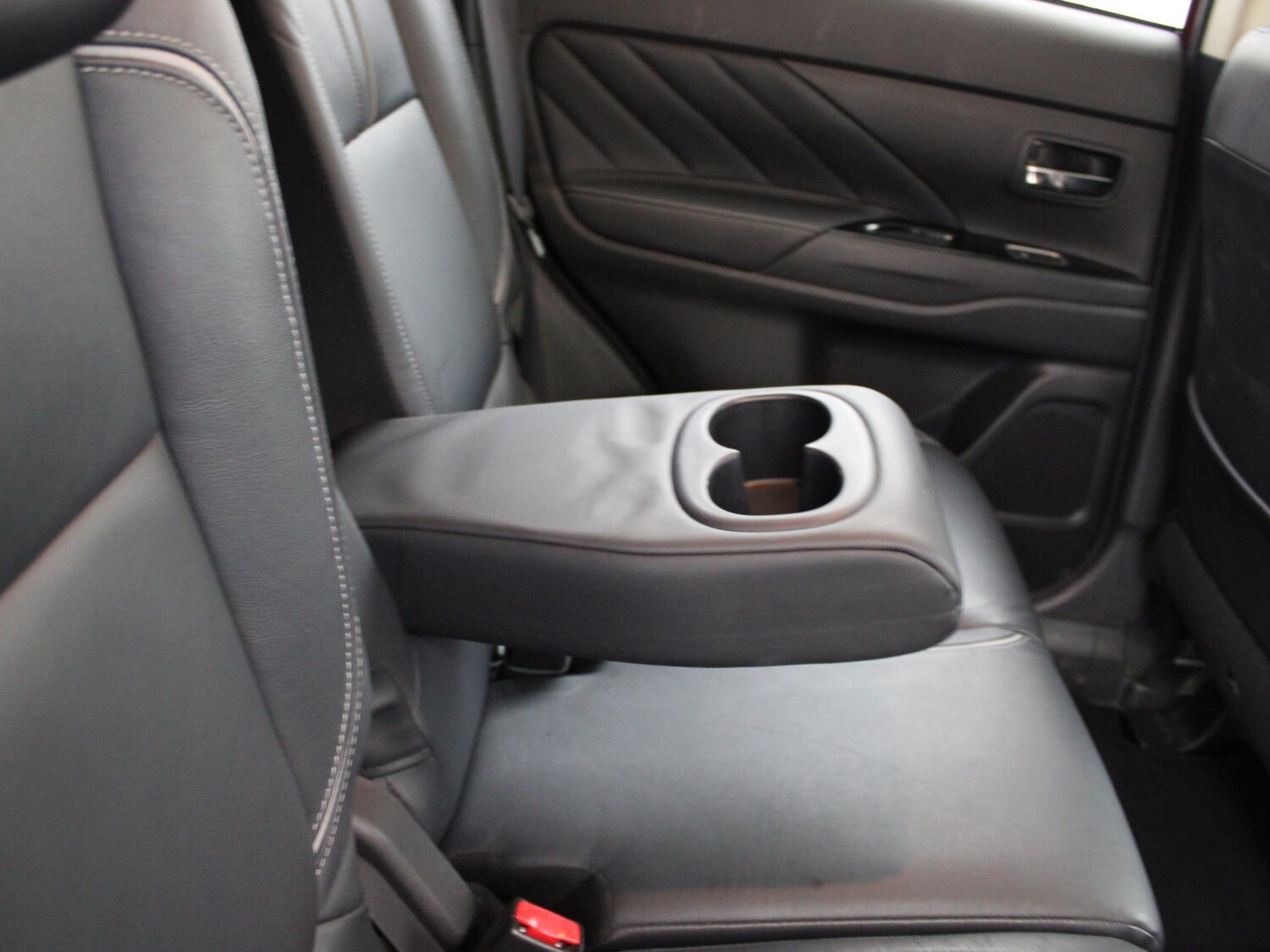 Used Mitsubishi Outlander 2017 for sale - 78177692: Photo 13