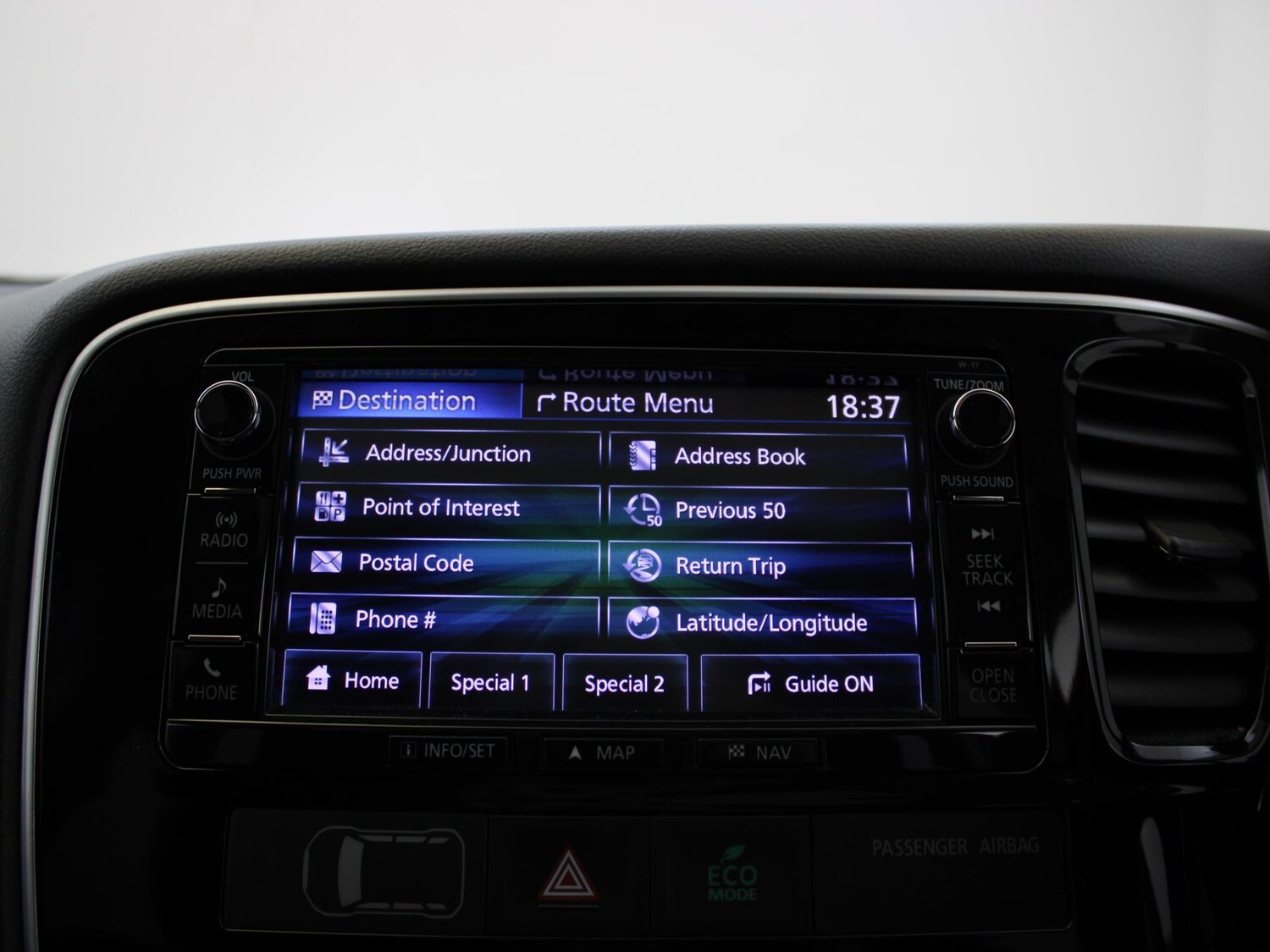 Used Mitsubishi Outlander 2017 for sale - 78177692: Photo 23