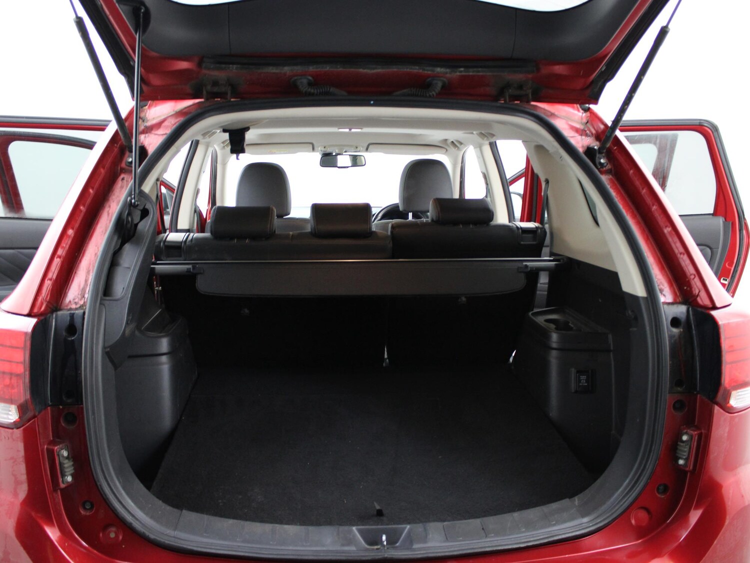 Used Mitsubishi Outlander 2017 for sale - 78177692: Photo 42