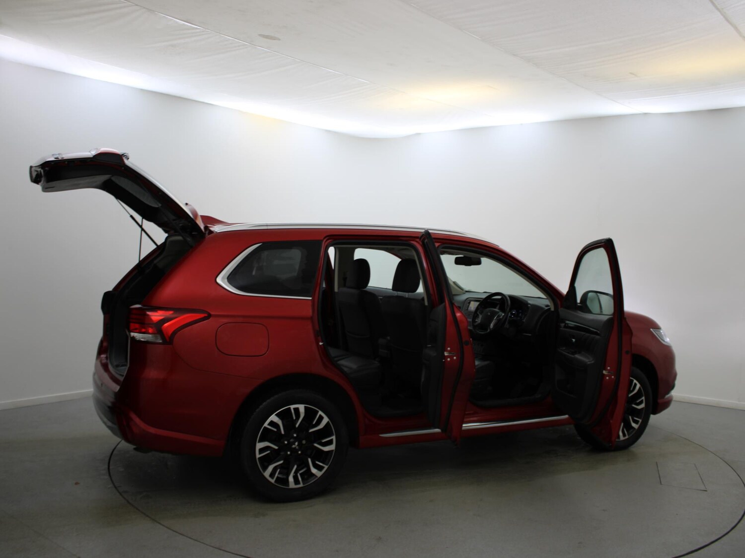 Used Mitsubishi Outlander 2017 for sale - 78177692: Photo 44