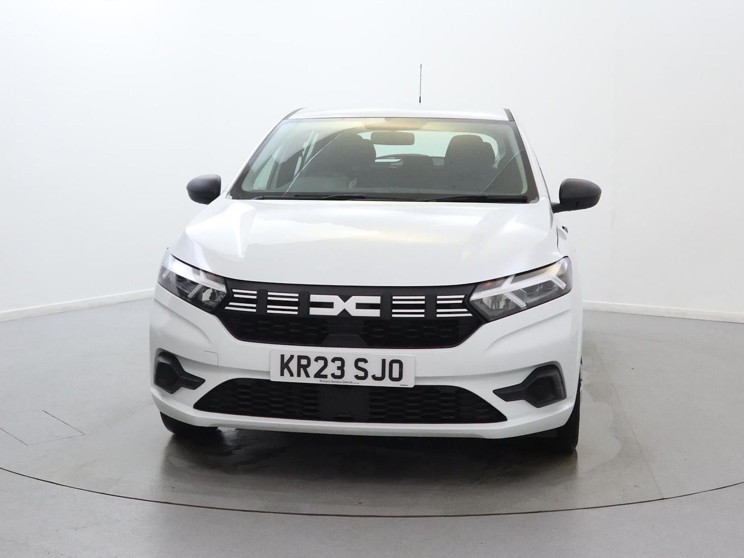 Used Dacia Sandero 2023 for sale - 76564833: Photo 2