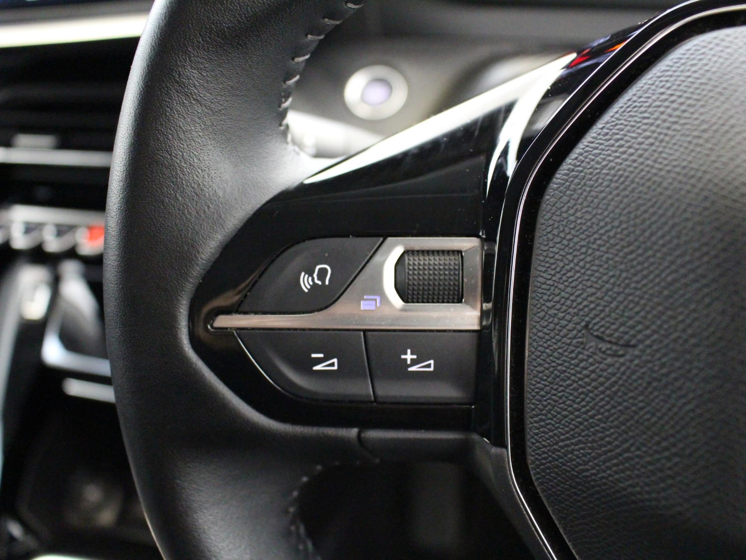 Used Peugeot 208 2021 for sale - 77158949: Photo 24