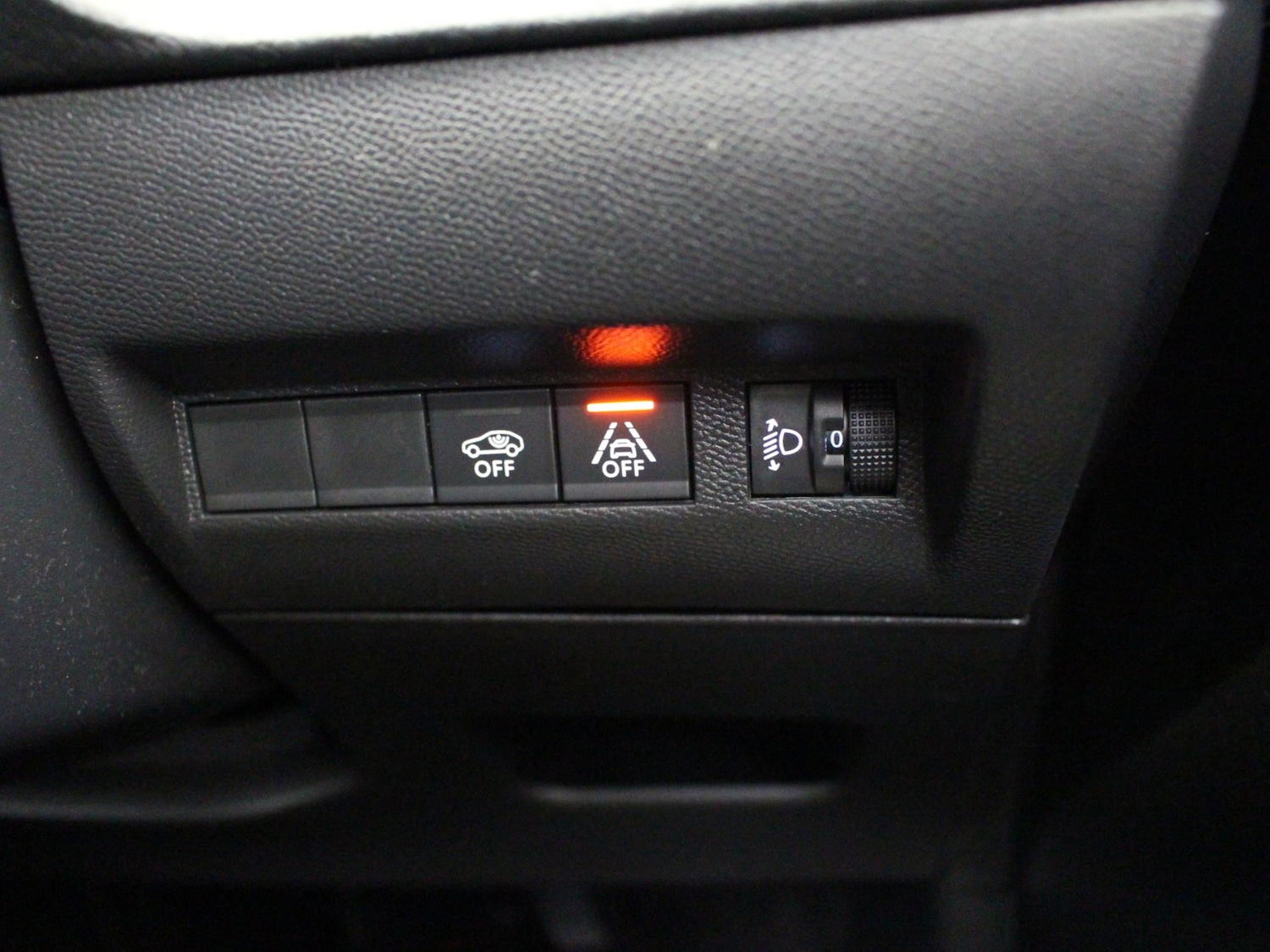 Used Peugeot 208 2021 for sale - 77158949: Photo 28