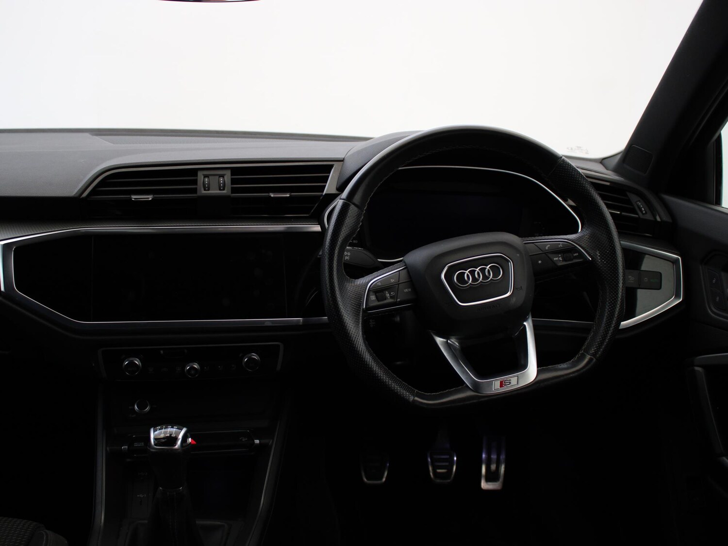 Used Audi Q3 2021 for sale - 77742127: Photo 16