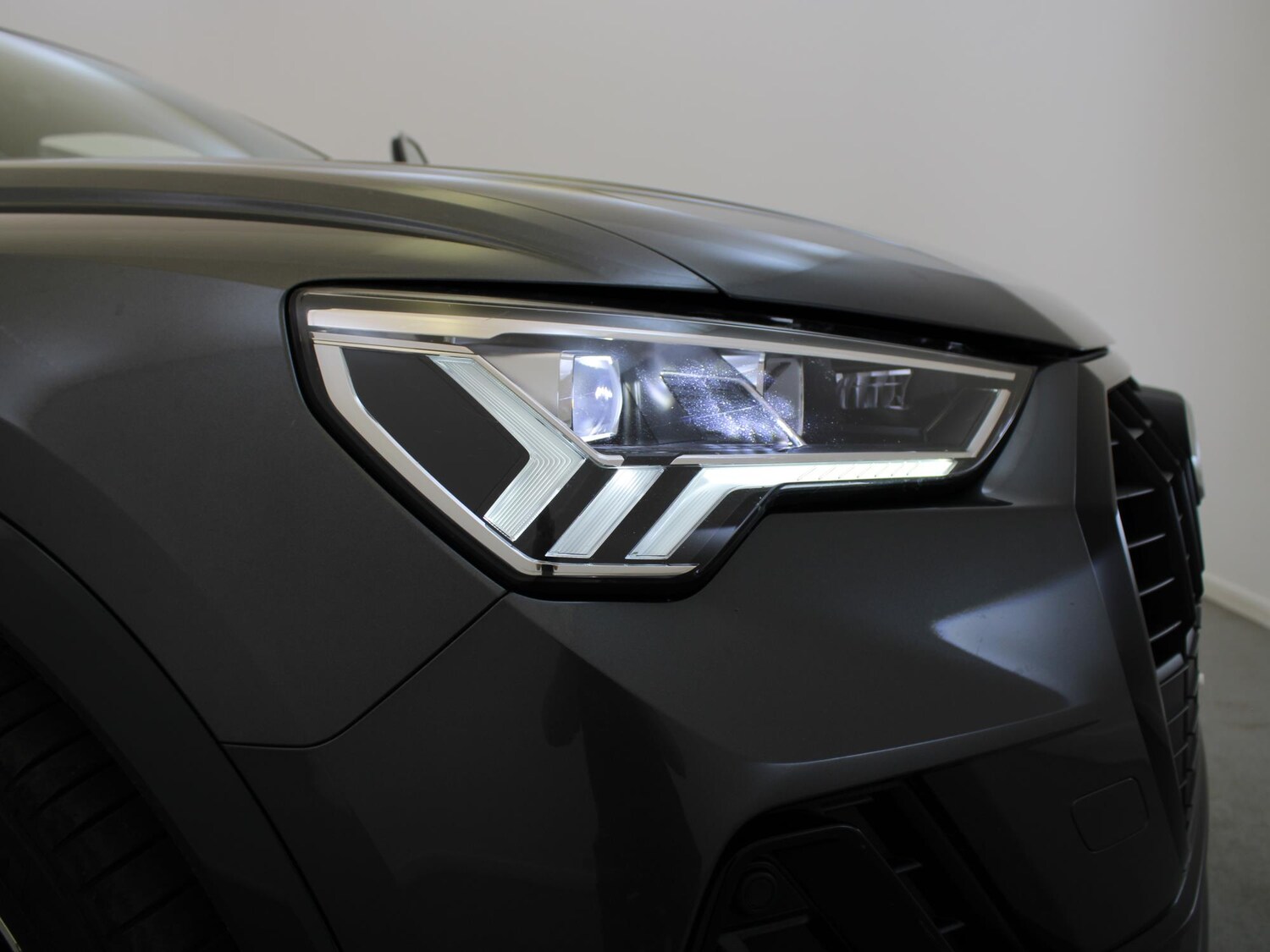 Used Audi Q3 2021 for sale - 77742127: Photo 36