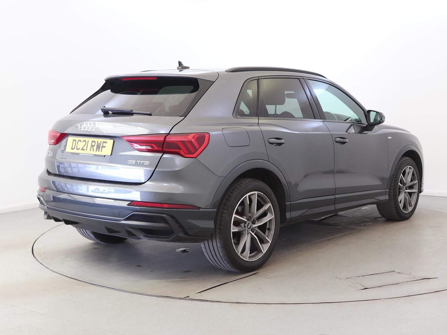 Used Audi Q3 2021 for sale - 77742127: Photo 5