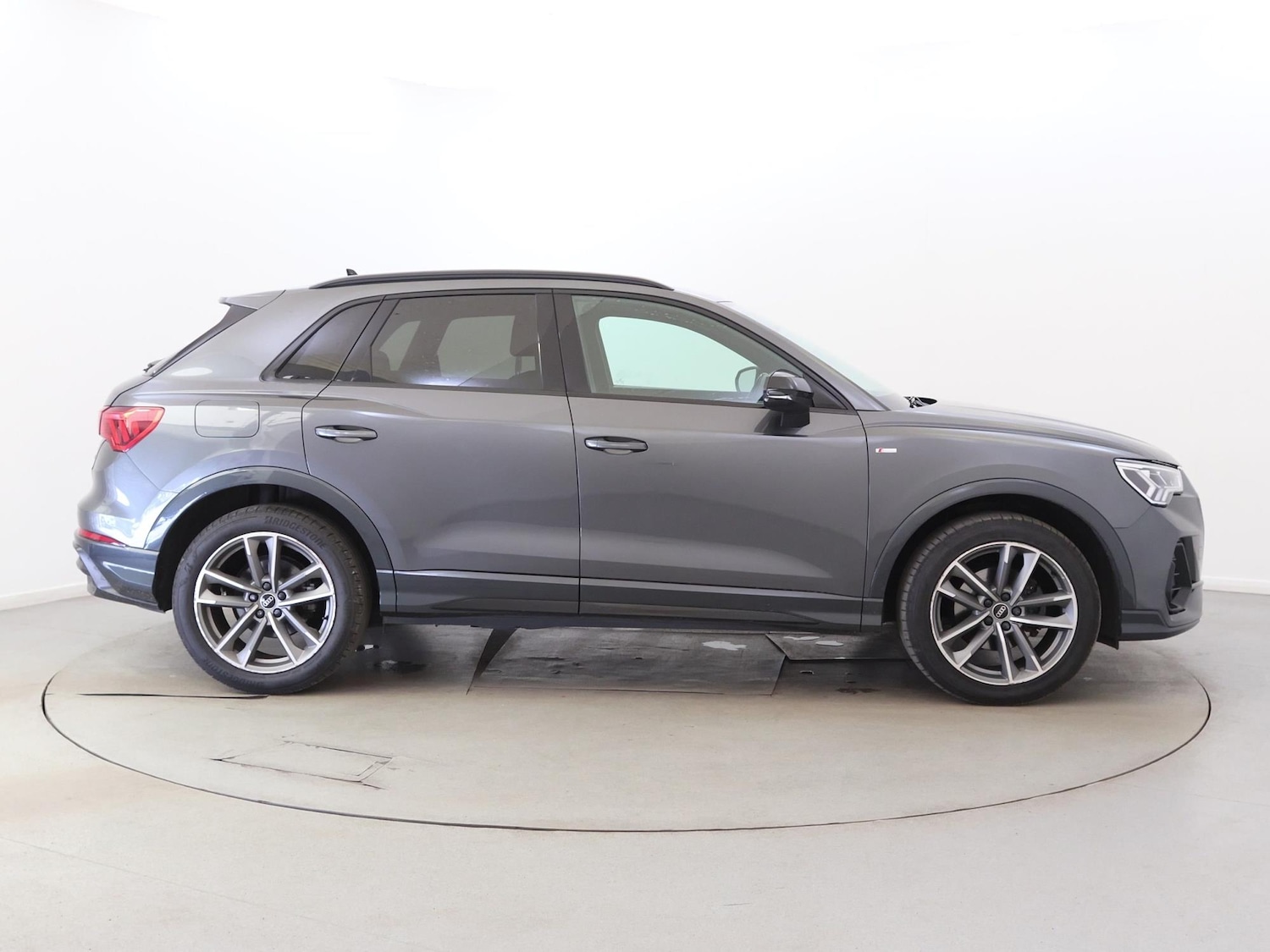 Used Audi Q3 2021 for sale - 77742127: Photo 8