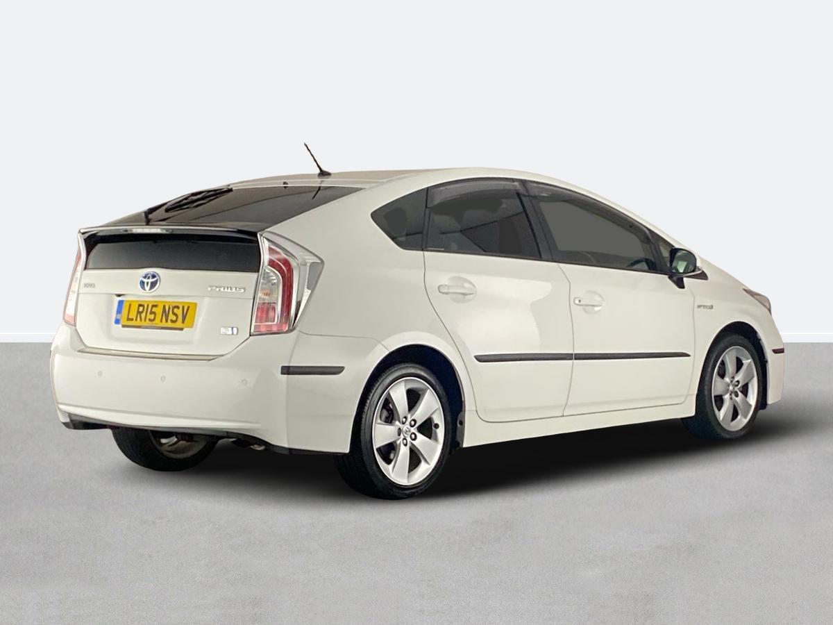 Used Toyota Prius 2015 for sale - 76353257: Photo 3
