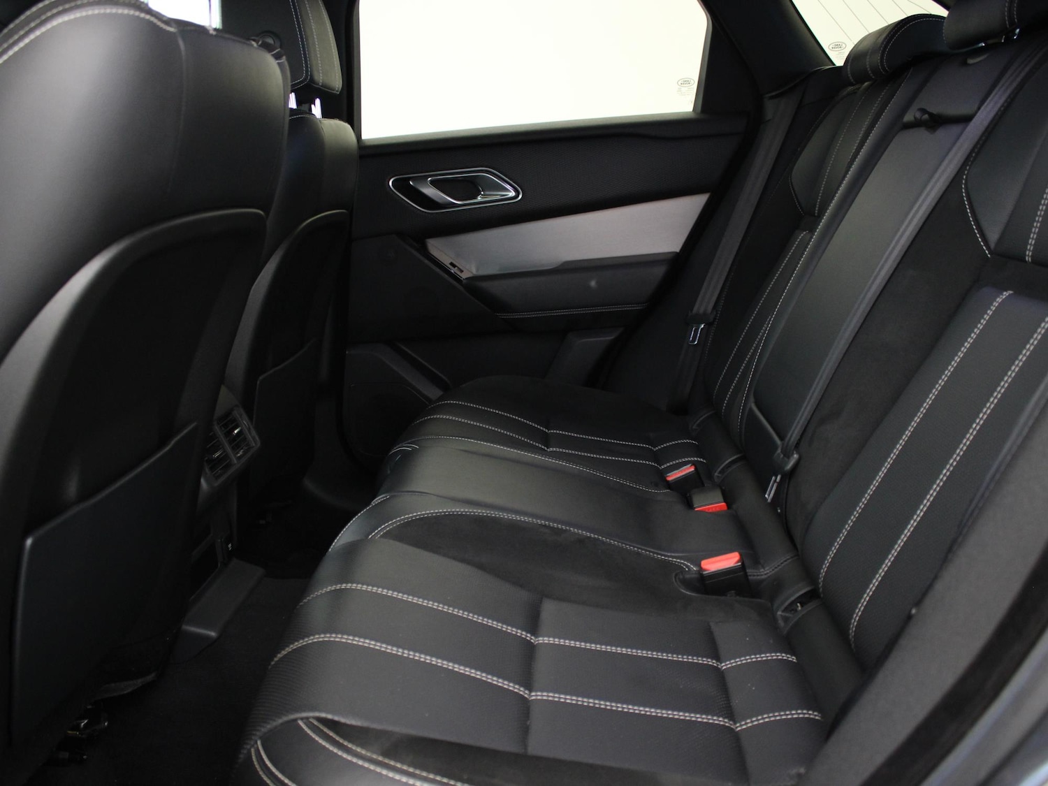 Used Land Rover Range Rover Velar 2018 for sale - 76844615: Photo 11