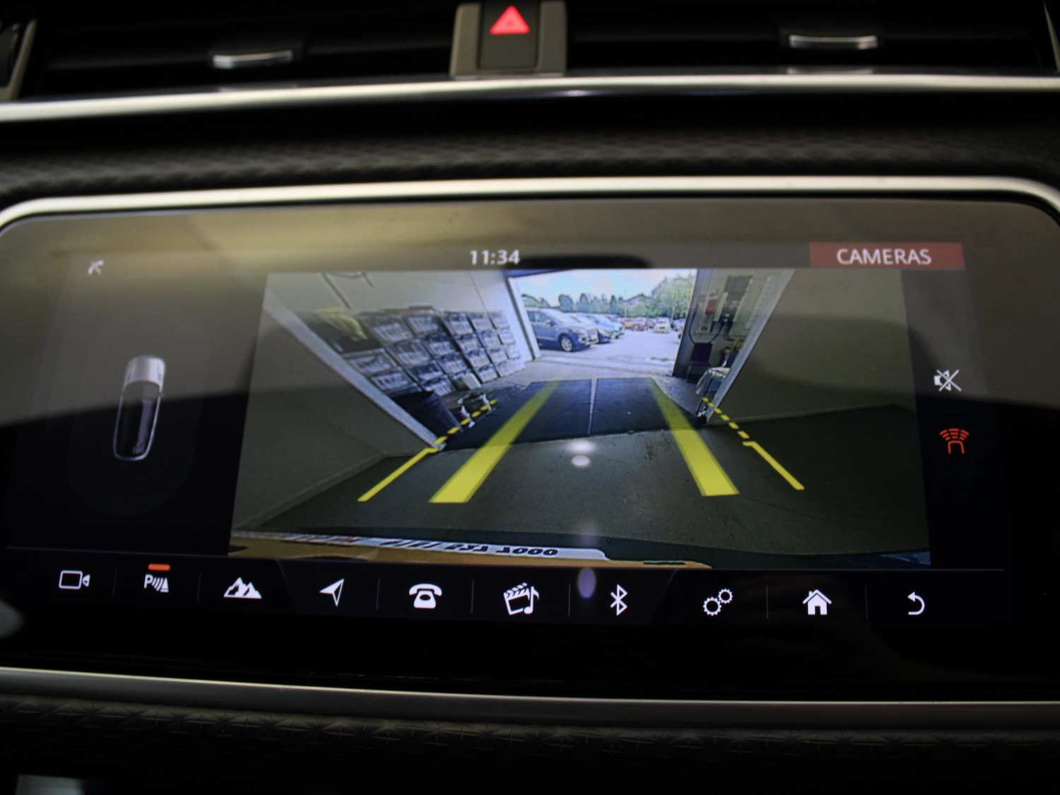 Used Land Rover Range Rover Velar 2018 for sale - 76844615: Photo 17