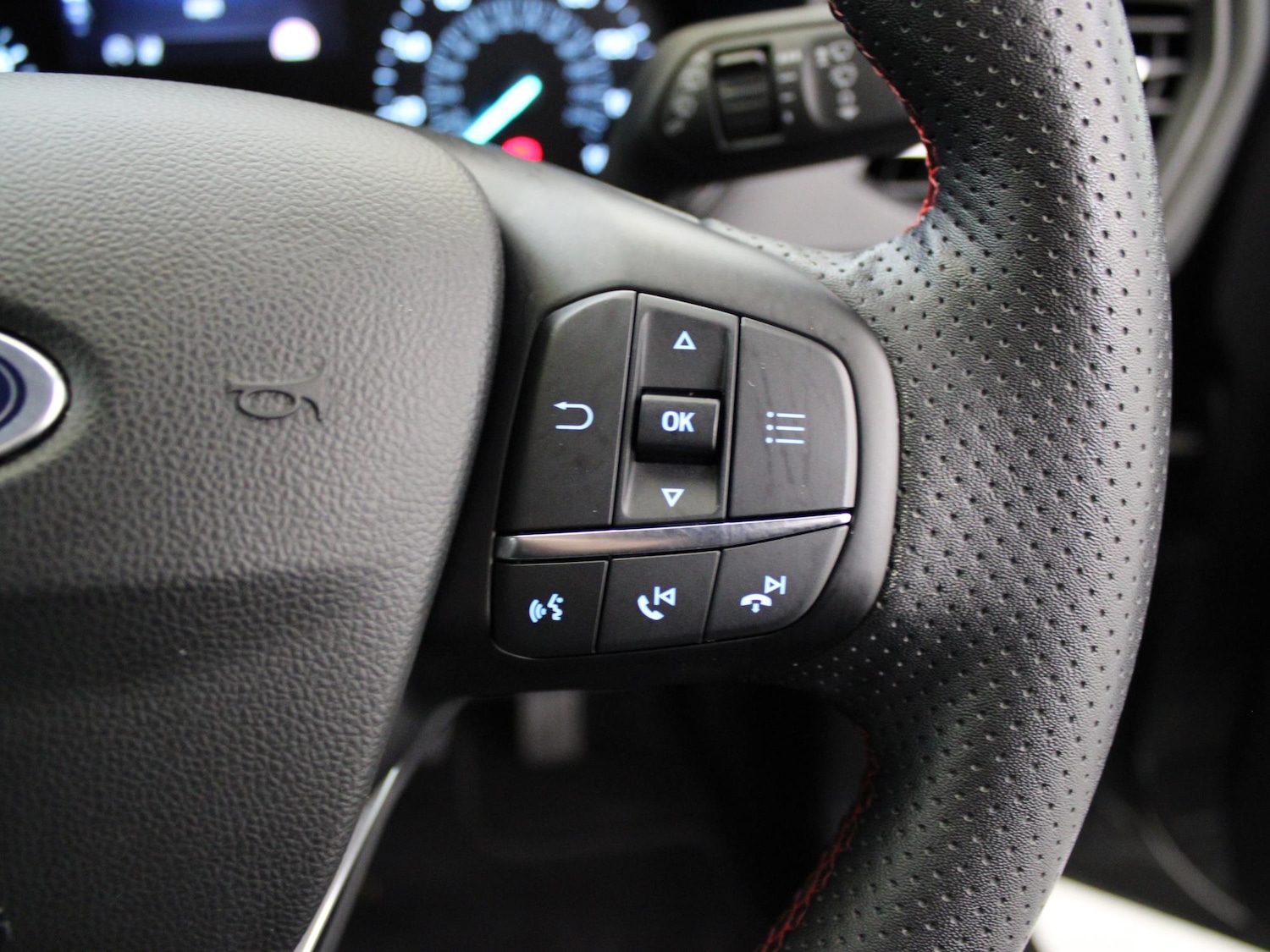 Used Ford Focus 2023 for sale - 76158202: Photo 24