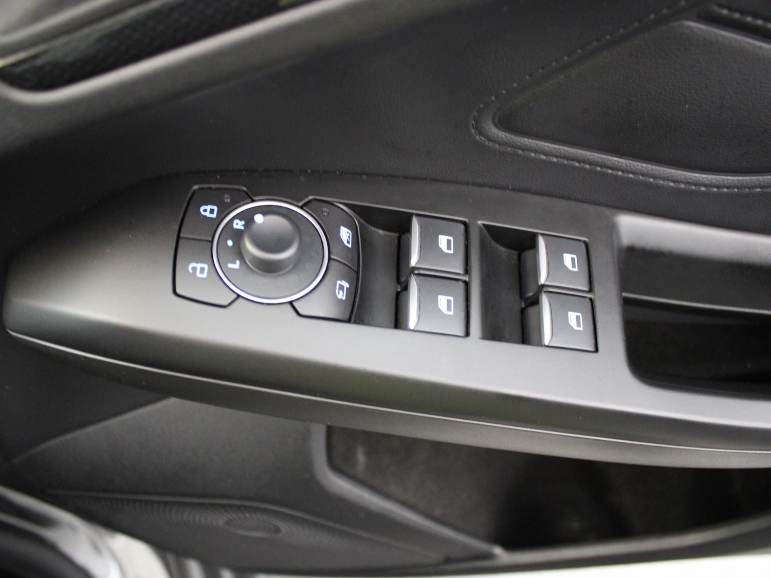 Used Ford Focus 2023 for sale - 76158202: Photo 28