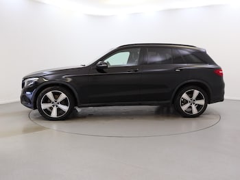 Used Mercedes-Benz GLC 2019 for sale - 79446127: Photo