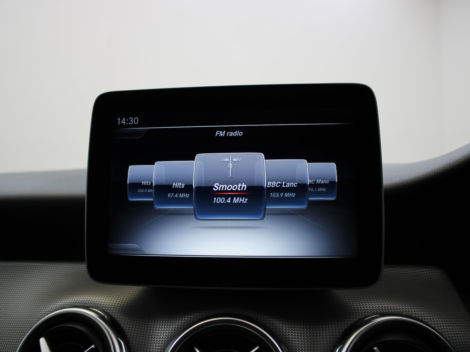 Used Mercedes-Benz GLA 2017 for sale - 76916485: Photo 17