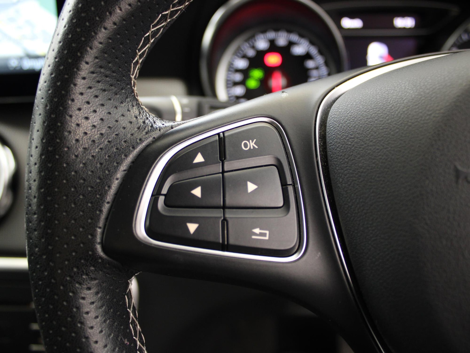 Used Mercedes-Benz GLA 2017 for sale - 76916485: Photo 24