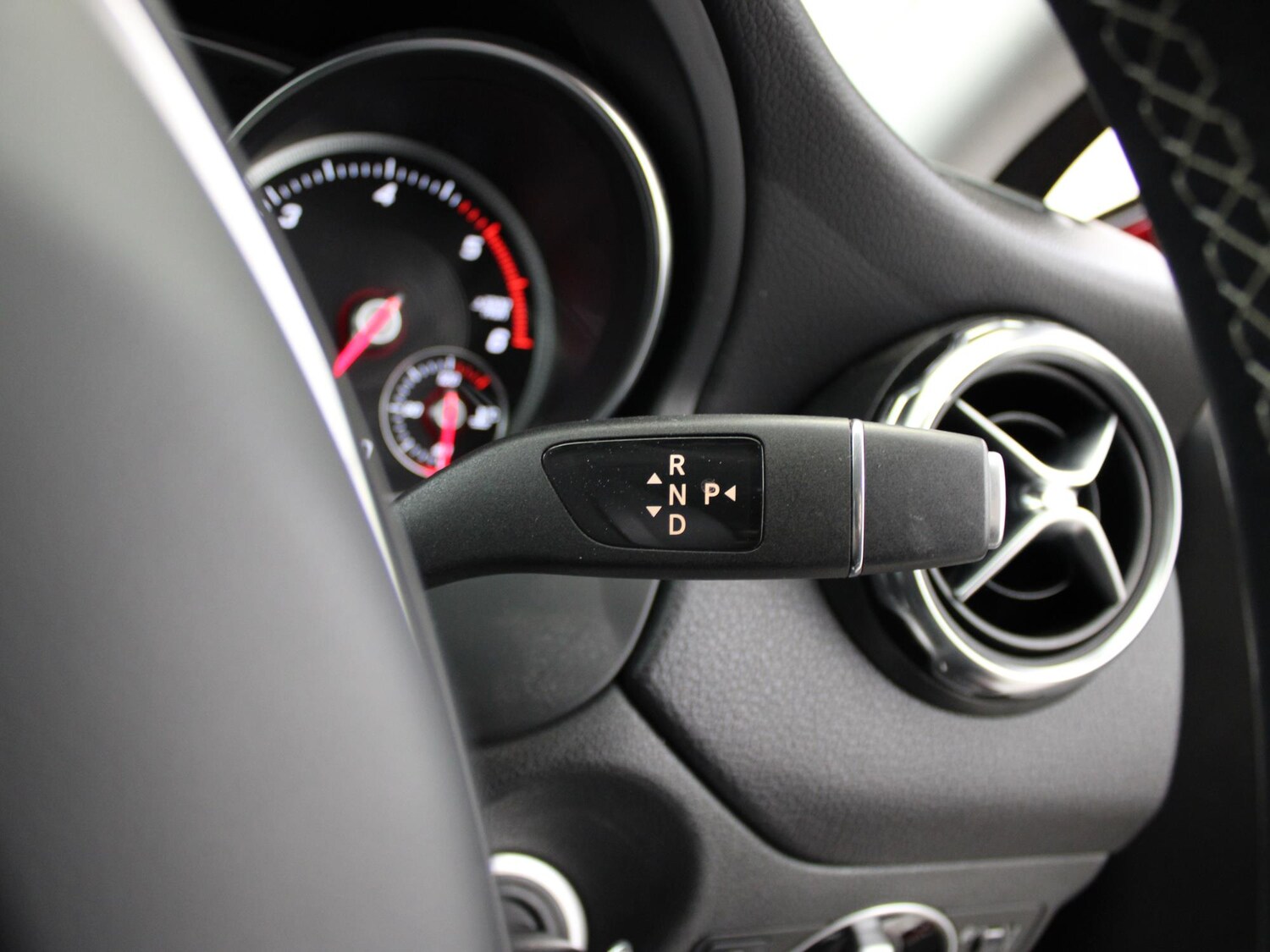 Used Mercedes-Benz GLA 2017 for sale - 76916485: Photo 29