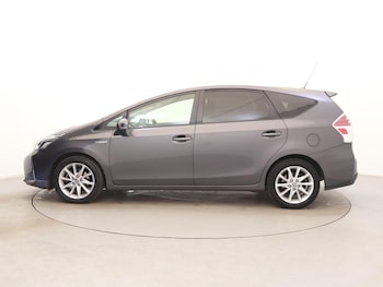 Used Toyota Prius+ 2019 for sale - 79257920: Photo