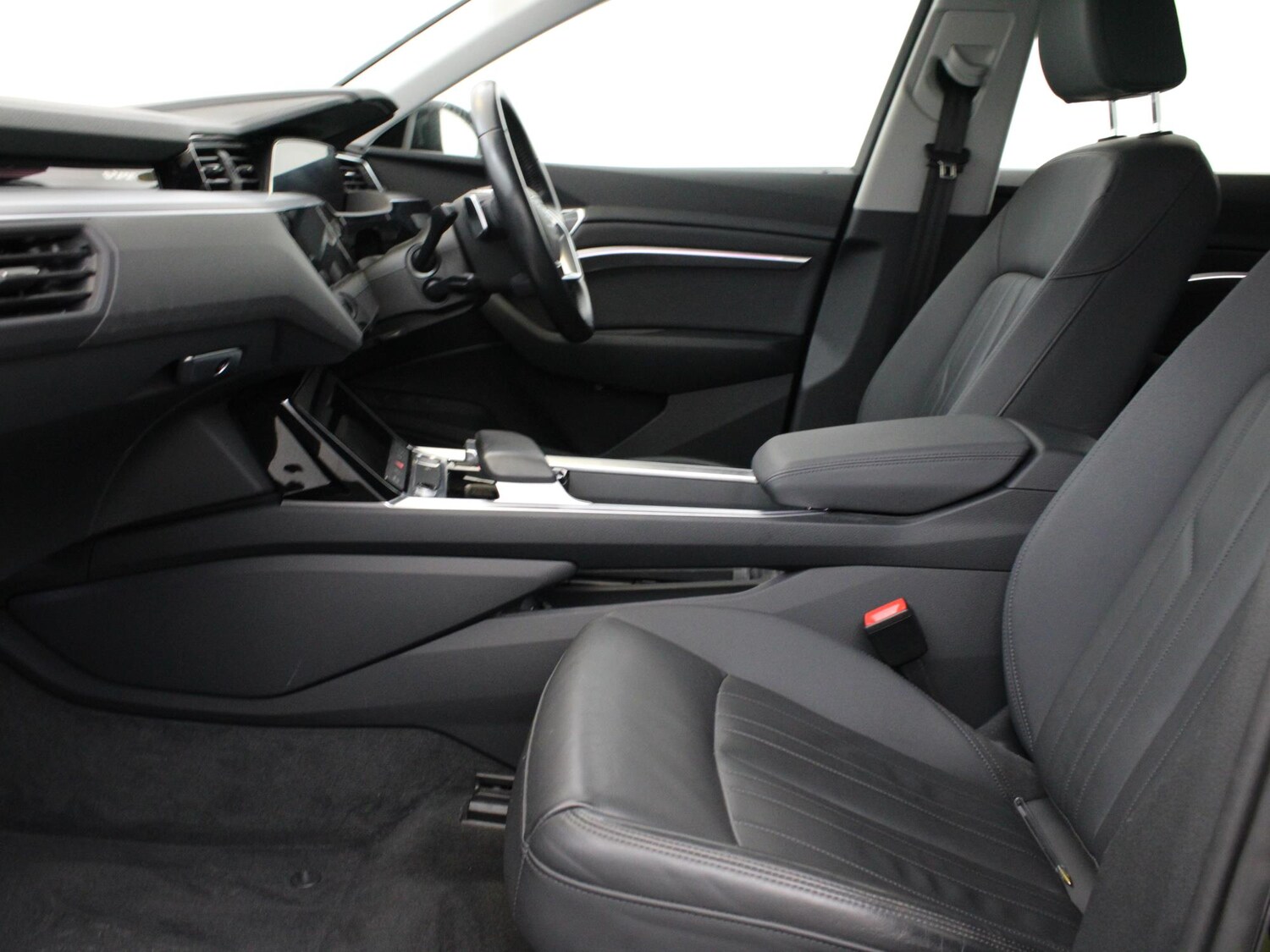 Used Audi e-tron 2020 for sale - 77829364: Photo 9